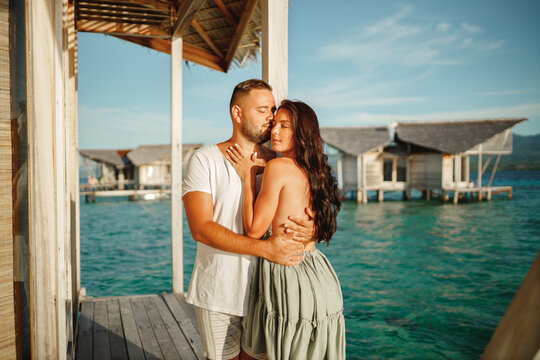 International_Honeymoon_Package